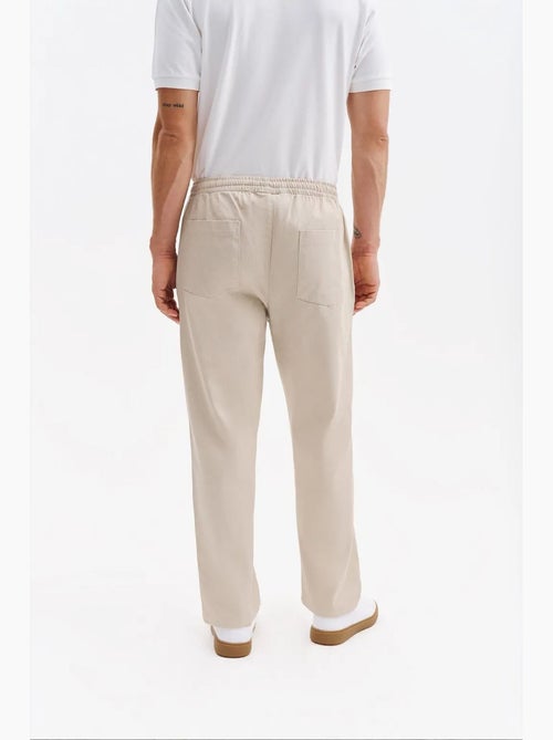 Pantaloni da abito da uomo in cotone elasticizzato giesto - Kiabi Pantaloni da abito da uomo in cotone elasticizzato giesto - Kiabi