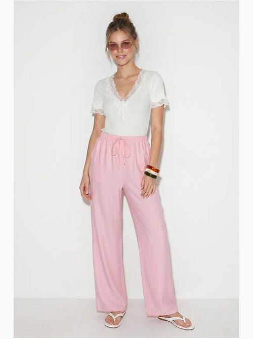 Pantaloni da donna a gamba ampia in crêpe lucci - Kiabi Pantaloni da donna a gamba ampia in crêpe lucci - Kiabi