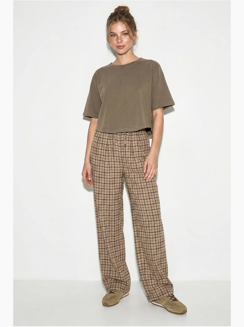 Pantaloni da donna a gamba larga a quadri lucci Cammello - Kiabi