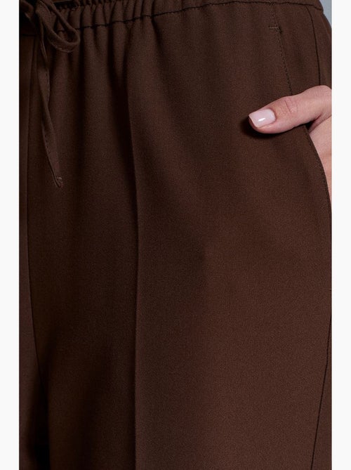 Pantaloni da donna in crêpe a gamba dritta dilvin - Kiabi Pantaloni da donna in crêpe a gamba dritta dilvin - Kiabi