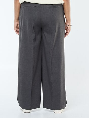 Pantaloni sartoriali a vita alta e taglio ampio / wide leg