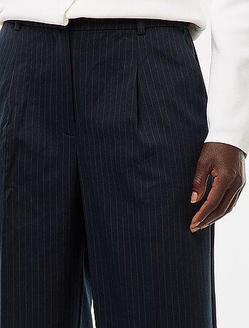 Pantaloni da tailleur taglio largo