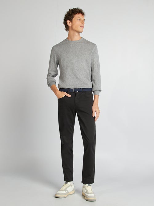 Pantaloni da uomo slim fit a 5 tasche - Kiabi Pantaloni da uomo slim fit a 5 tasche - Kiabi