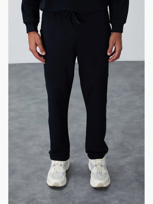 Pantaloni della tuta da uomo regular fit in misto cotone tommy - Kiabi Pantaloni della tuta da uomo regular fit in misto cotone tommy - Kiabi