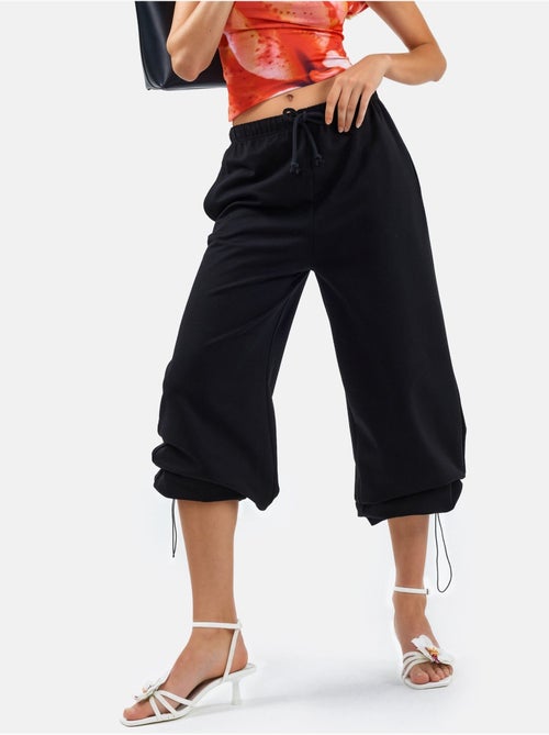 Pantaloni della tuta in misto cotone a gamba dritta da donna busem - Kiabi Pantaloni della tuta in misto cotone a gamba dritta da donna busem - Kiabi