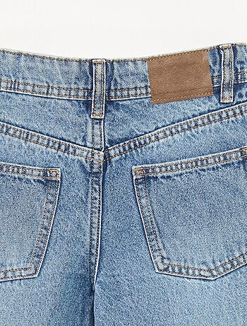 Pantaloni denim mom fit con strass