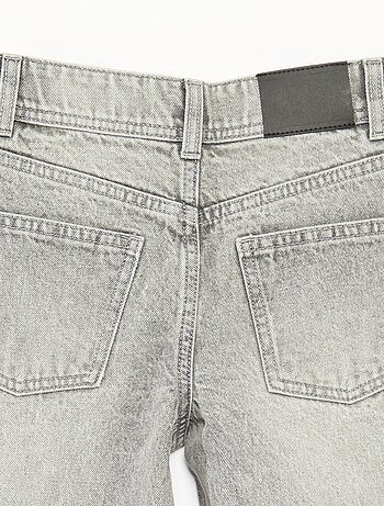 Pantaloni denim mom fit con strass