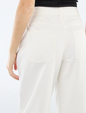 Pantaloni denim taglio balloon