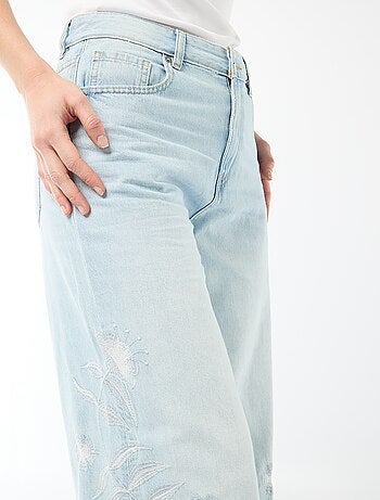 Pantaloni denim wide leg con ricami