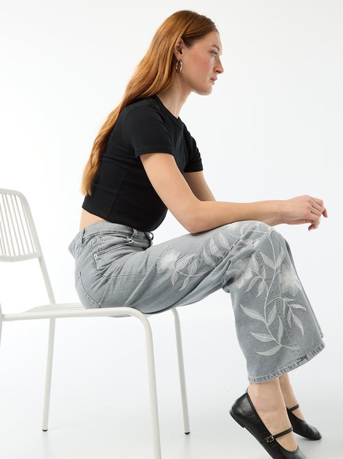 Pantaloni denim wide leg con ricami - Kiabi