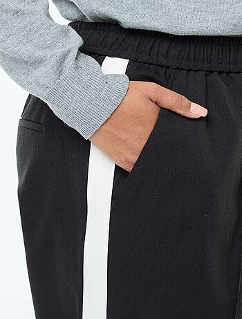 Pantaloni dritti a quadri con bande laterali