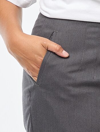 Pantaloni dritti a vita alta