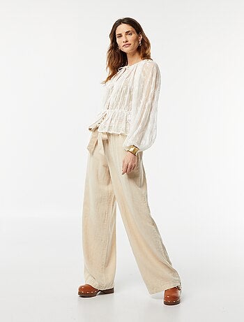 Pantaloni dritti con cintura da annodare in vita