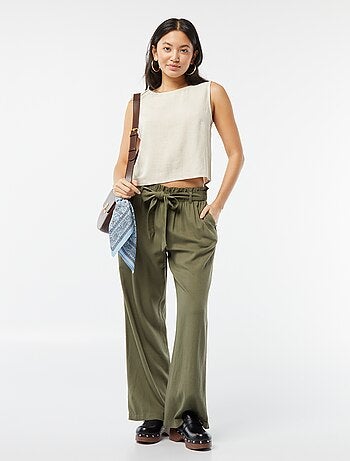Pantaloni dritti con cintura da annodare in vita