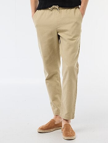 Pantaloni dritti con elastico in vita