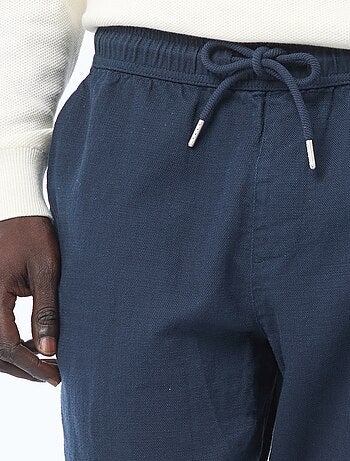 Pantaloni dritti con elastico in vita