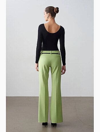 Pantaloni dritti in crêpe con cintura dilvin
