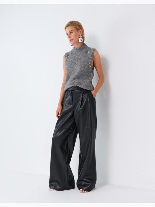 Pantaloni effetto pelle, mo fashion - Kiabi Pantaloni effetto pelle, mo fashion - Kiabi