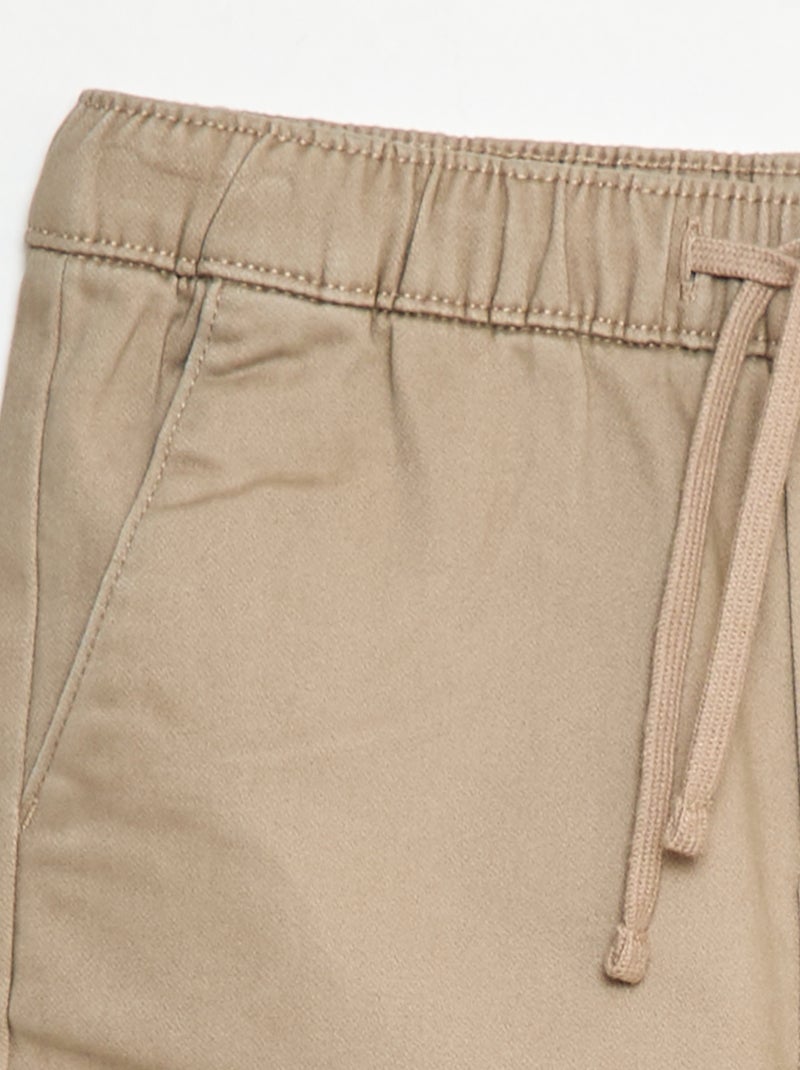 Pantaloni elasticizzati in cotone Beige - Kiabi