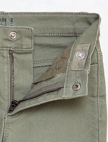 Pantaloni flare - Taglio + aderente