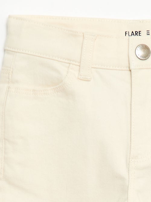 Pantaloni flare - Vestibilità più aderente - Kiabi