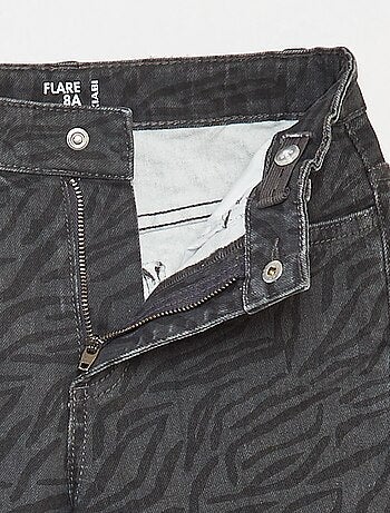 Pantaloni flare in twill con vita regolabile