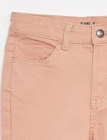 Pantaloni flare in twill con vita regolabile
