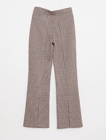 Pantaloni flare