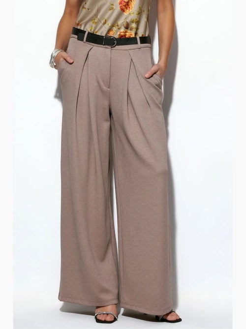 Pantaloni in crêpe a gamba ampia a vita alta con cintura busem - Kiabi Pantaloni in crêpe a gamba ampia a vita alta con cintura busem - Kiabi