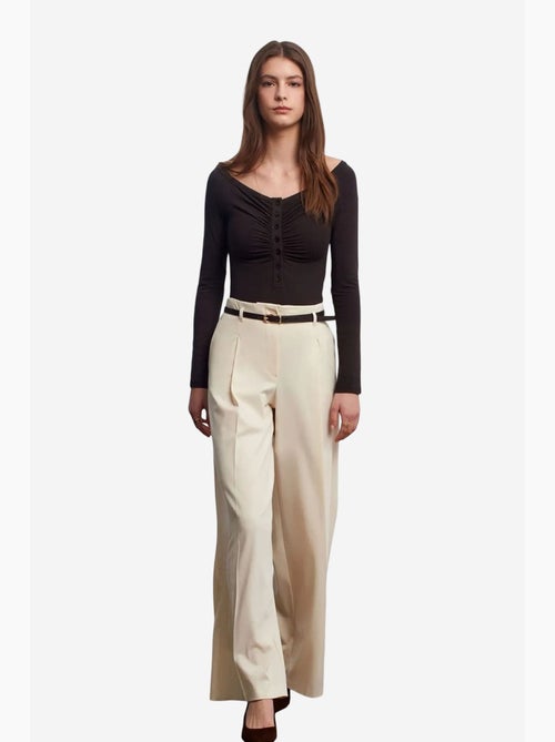 Pantaloni in crêpe a gamba ampia con cintura da donna dilvin - Kiabi Pantaloni in crêpe a gamba ampia con cintura da donna dilvin - Kiabi