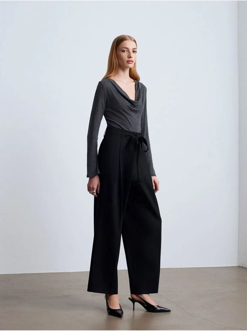 Pantaloni in crêpe a gamba ampia da donna dilvin - Kiabi Pantaloni in crêpe a gamba ampia da donna dilvin - Kiabi