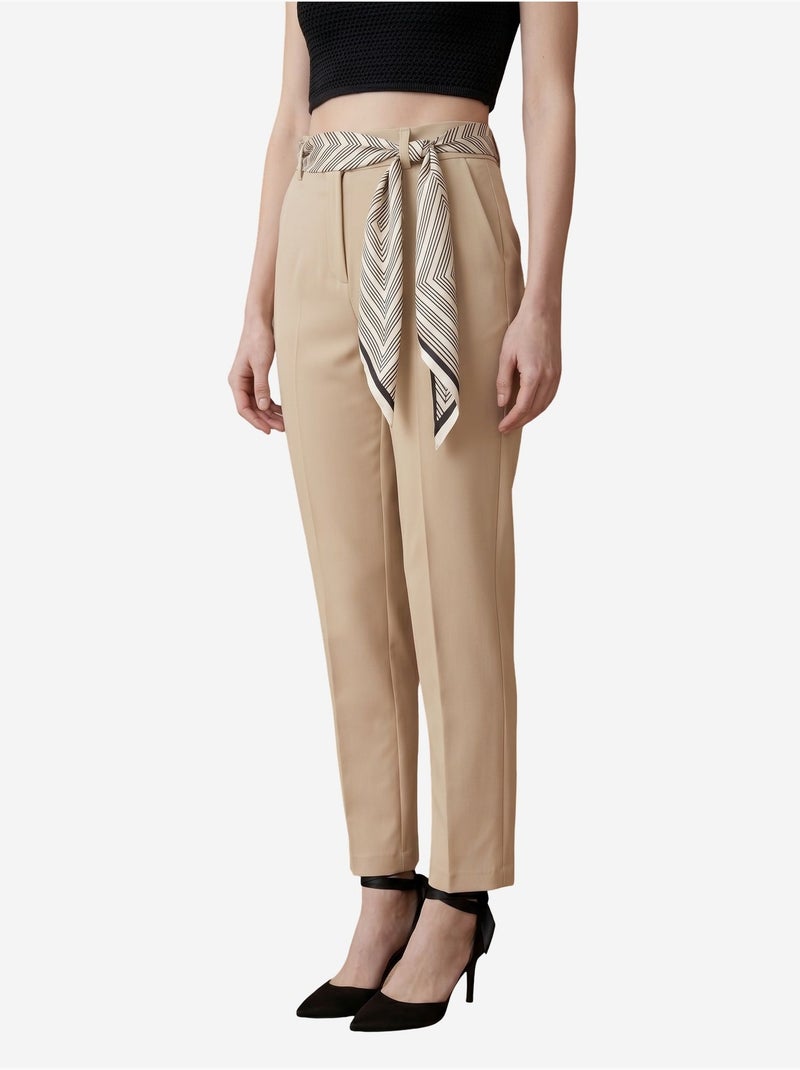 Pantaloni in crêpe a gamba dritta a vita alta con cintura my fashion Beige argilla - Kiabi