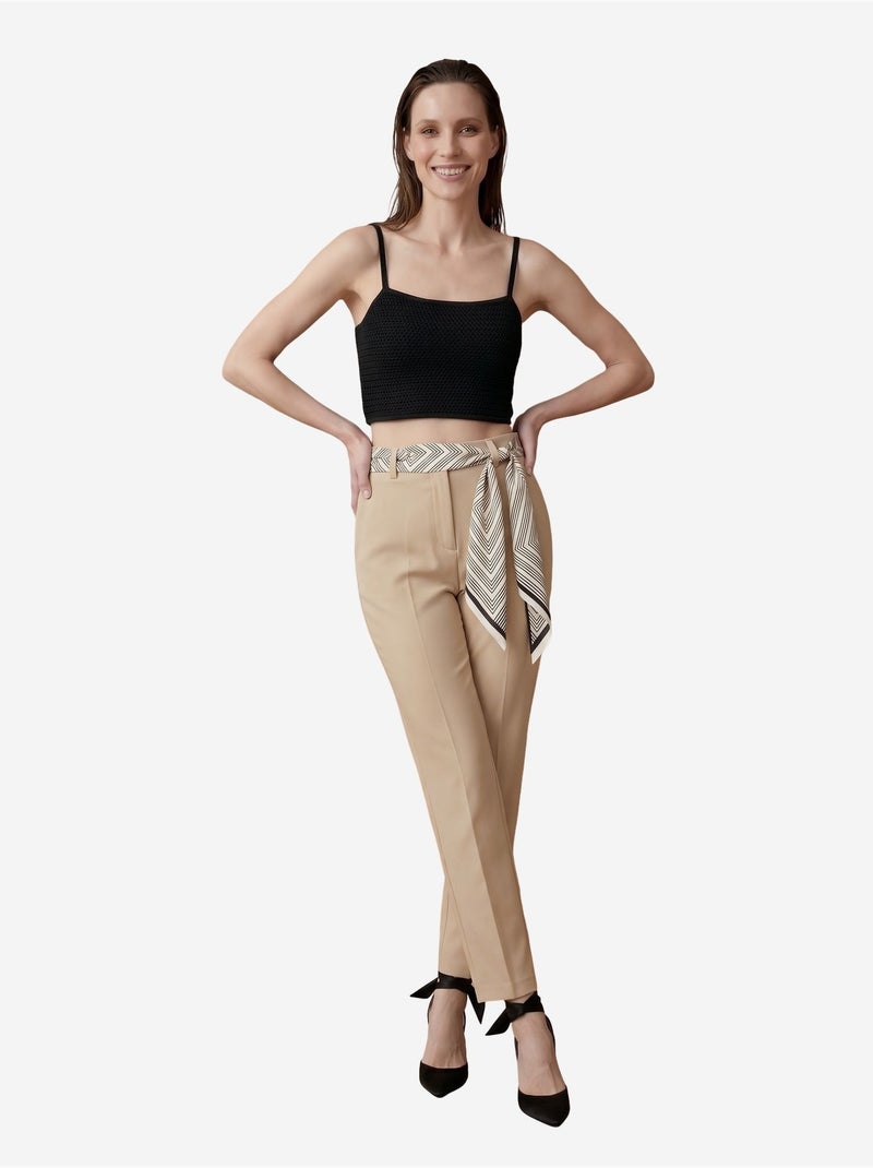 Pantaloni in crêpe a gamba dritta a vita alta con cintura my fashion Beige argilla - Kiabi