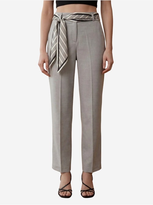 Pantaloni in crêpe a gamba dritta a vita alta con cintura my fashion - Kiabi Pantaloni in crêpe a gamba dritta a vita alta con cintura my fashion - Kiabi