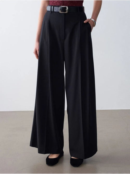 Pantaloni in crêpe a vita alta a gamba ampia da donna dilvin - Kiabi Pantaloni in crêpe a vita alta a gamba ampia da donna dilvin - Kiabi