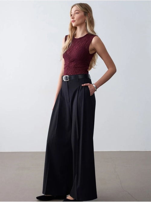 Pantaloni in crêpe a vita alta a gamba ampia da donna dilvin - Kiabi Pantaloni in crêpe a vita alta a gamba ampia da donna dilvin - Kiabi