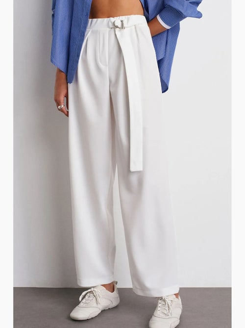 Pantaloni in crêpe a vita alta a gamba ampia dilvin - Kiabi Pantaloni in crêpe a vita alta a gamba ampia dilvin - Kiabi