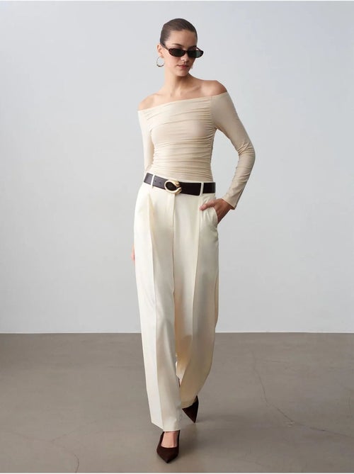 Pantaloni in crêpe a vita alta a gamba ampia dilvin - Kiabi Pantaloni in crêpe a vita alta a gamba ampia dilvin - Kiabi