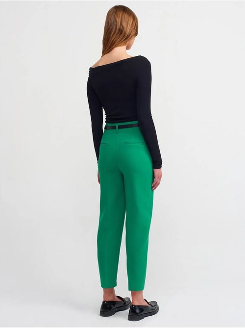 Pantaloni in crêpe a vita alta a gamba dritta con cintura - Kiabi Pantaloni in crêpe a vita alta a gamba dritta con cintura - Kiabi