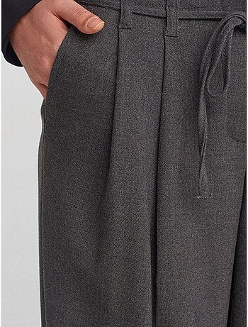 Pantaloni in crêpe plissettati a gamba ampia dilvin
