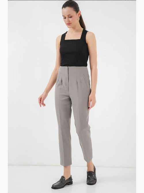 Pantaloni in crêpe slim fit a vita alta alla caviglia bdart - Kiabi Pantaloni in crêpe slim fit a vita alta alla caviglia bdart - Kiabi