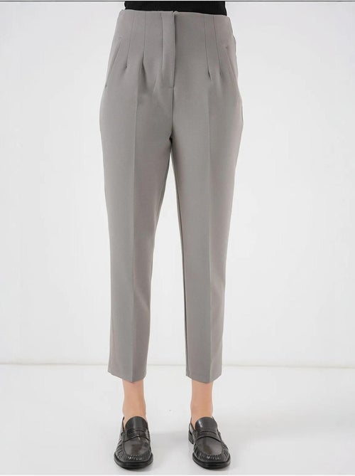 Pantaloni in crêpe slim fit a vita alta alla caviglia bdart - Kiabi Pantaloni in crêpe slim fit a vita alta alla caviglia bdart - Kiabi