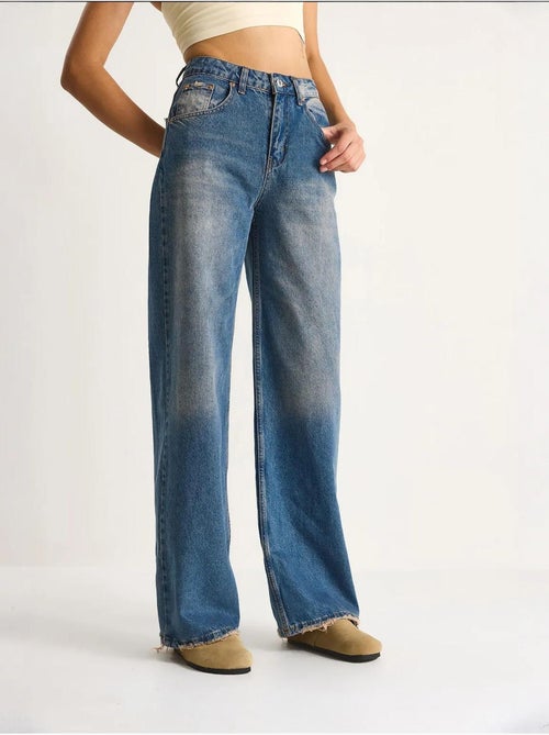Pantaloni in denim a vita alta a gamba larga lucci - Kiabi Pantaloni in denim a vita alta a gamba larga lucci - Kiabi