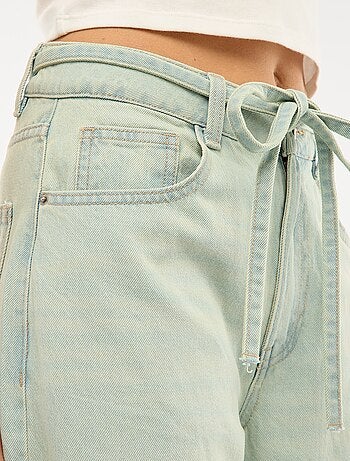 Pantaloni in denim con mini cintura