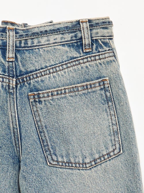 Pantaloni in denim taglio barrel con cintura - Kiabi