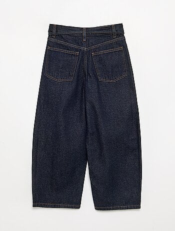 Pantaloni in denim taglio barrel con cintura