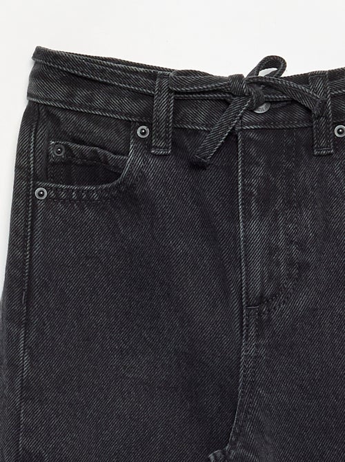 Pantaloni in denim taglio barrel con cintura - Kiabi