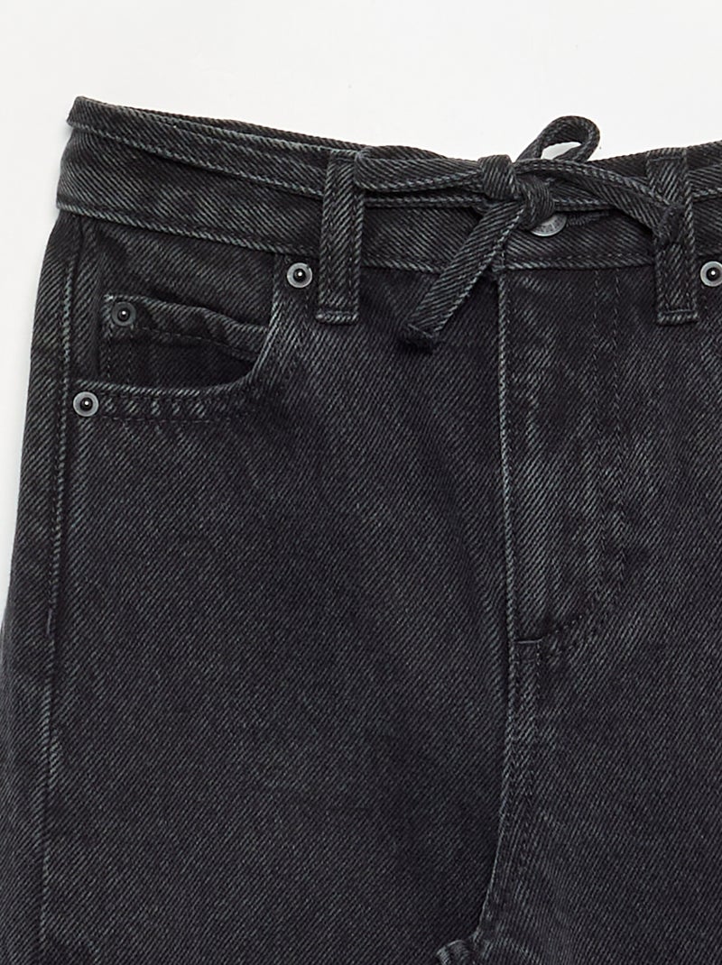 Pantaloni in denim taglio barrel con cintura Nero - Kiabi