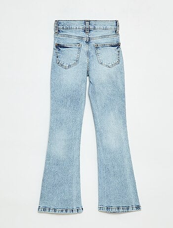 Pantaloni in jeans a zampa - Vestibilità più aderente