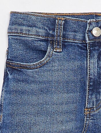 Pantaloni in jeans taglio dritto - Taglio più aderente